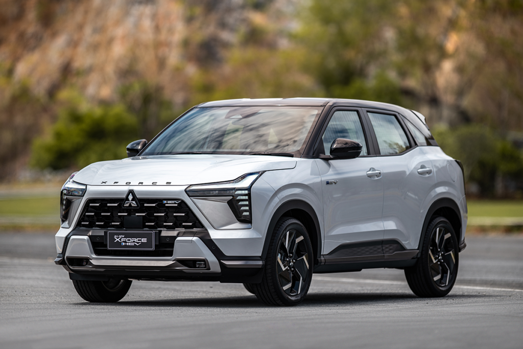 Mitsubishi Xforce Bikin Pengemudi Tak Repot Lagi, Parkir Hingga Cek Ban Serba Praktis