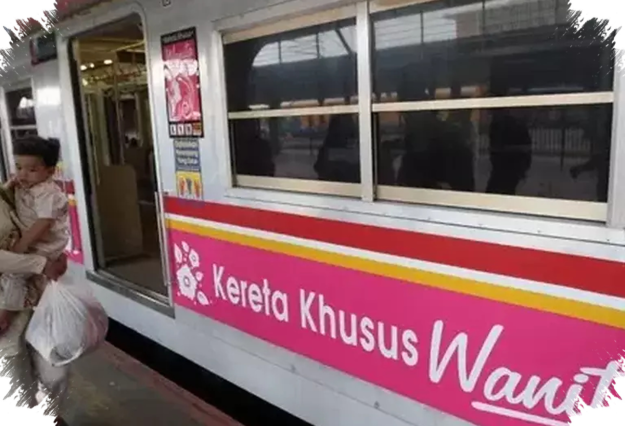 Gerbong Wanita Di Tengah Lebih Aman, Logika Sains Di Balik Posisi Paling Rentan