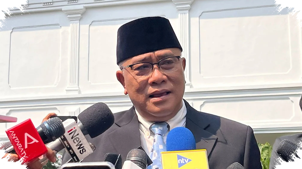 Dari Penjara ke Istana, Jejak Panjang Jumhur Hidayat Kini Menjadi Menteri Lingkungan Hidup