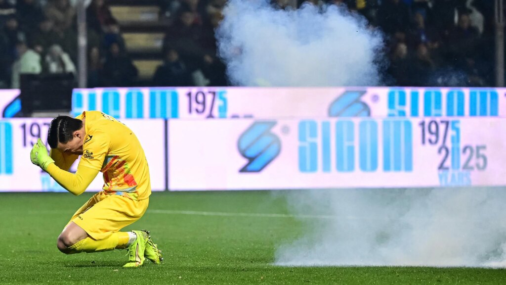 Emil Audero Tepis Penalti McTominay, Cremonese Tetap Hancur Dibantai Napoli 4-0