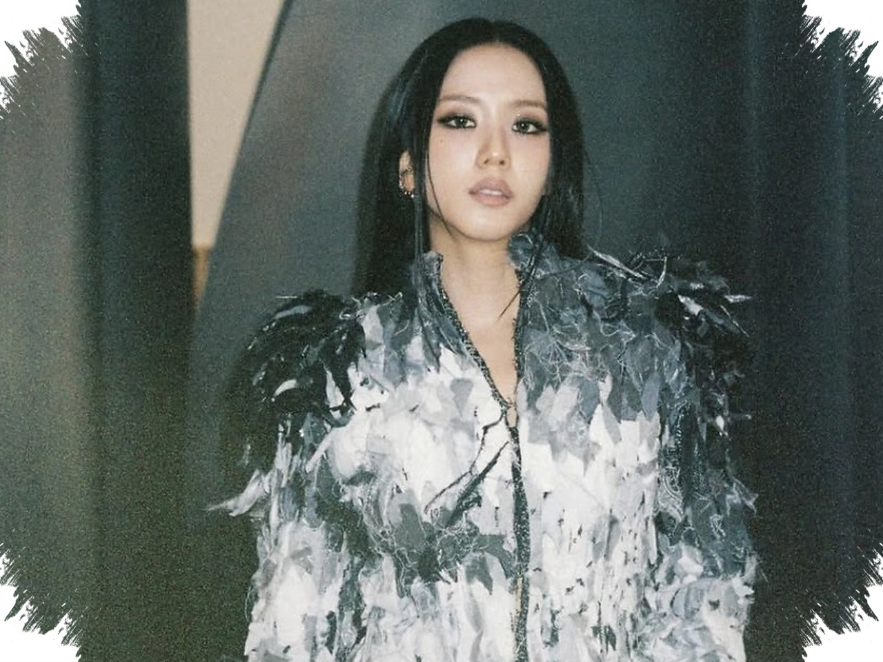 Jisoo BLACKPINK Bayar Rp117 Juta, Hapus Nama Kakak Dari Kredit Drakor