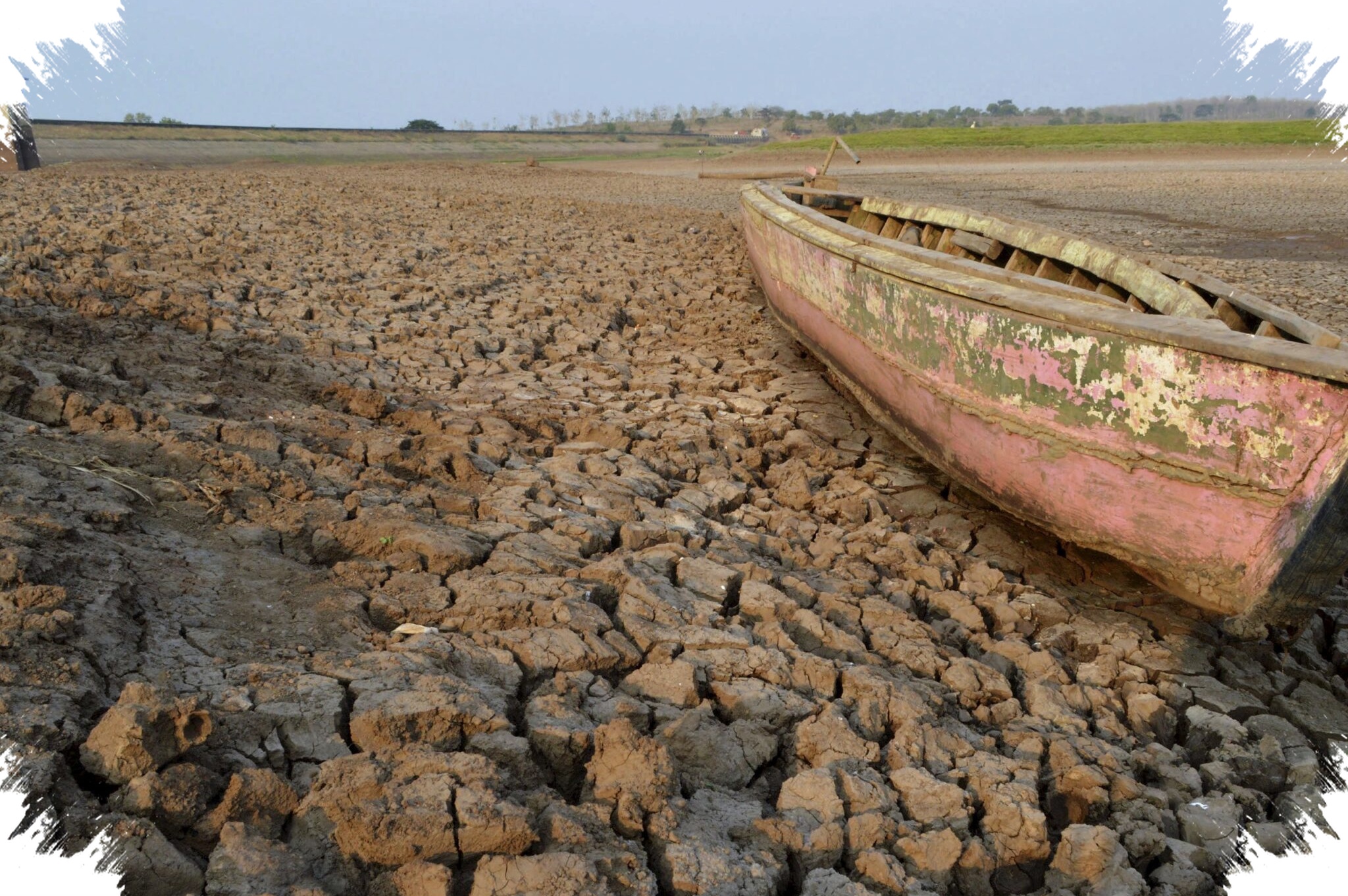 Khofifah Peringatkan Kemarau Ekstrem Jatim, Kesiapsiagaan Jadi Penentu Hadapi El Nino 2026
