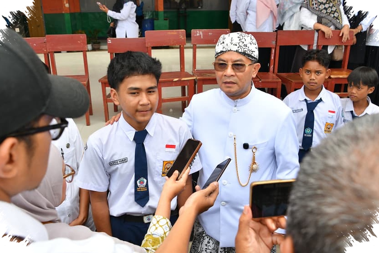 Wagub Jabar Terharu Temukan Ihsan Nyaris Putus Sekolah, Janji Selamatkan Masa Depannya dari Tekanan Ekonomi