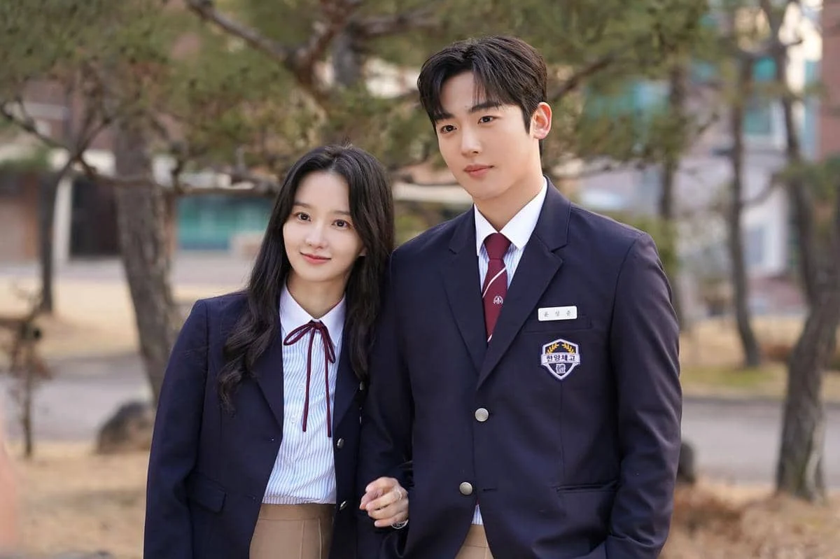 Kesepian Seong Hui Ju Dan I An Di Perfect Crown, Luka Sama Di Balik Ambisi Yang Berbeda
