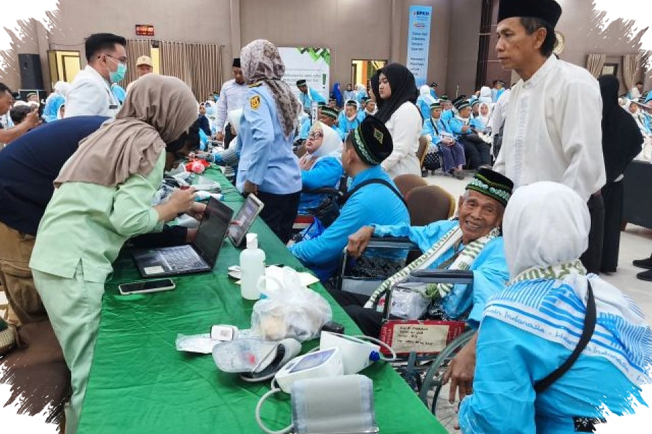Dua JCH Embarkasi Surabaya Tertunda, Satu Dirawat di RS Haji Menunggu Putusan Medis