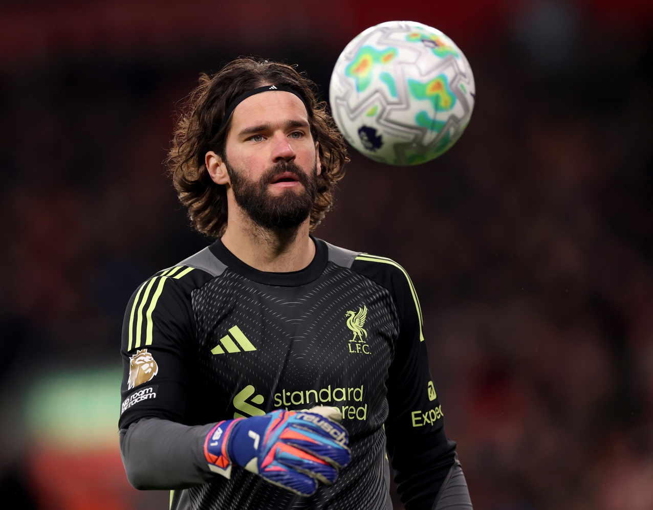 Gaji Alisson Becker Terlalu Tinggi, Transfer Ke Liga Italia Mulai Tersendat