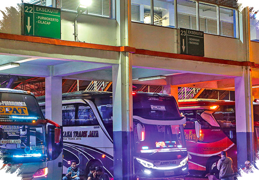 7 Rute Bus AKAP Jakarta–Jawa Timur yang Paling Cepat Penuh, Jalur Favorit Usai Mudik April 2026