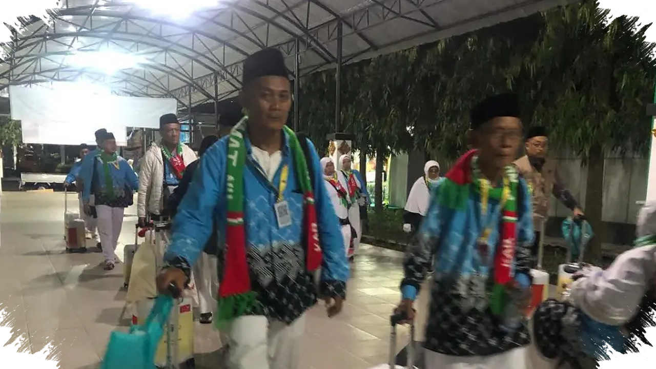 Taj Yasin Lepas Kloter Perdana Haji 2026 Dari Solo, 34.122 Jemaah Jateng Mulai Bergerak Ke Tanah Suci