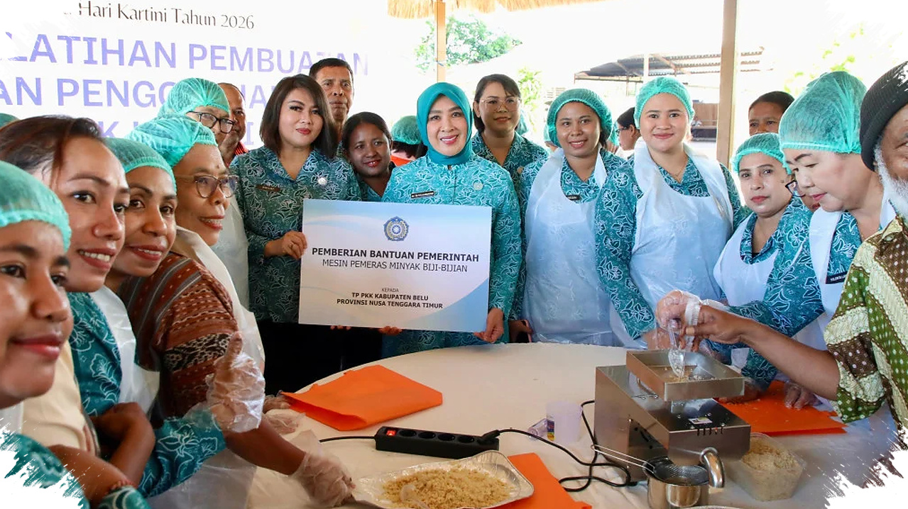 Tri Tito Karnavian Puji Minyak Kemiri Belu, Peluang Ekonomi Keluarga dari Dapur Rumah