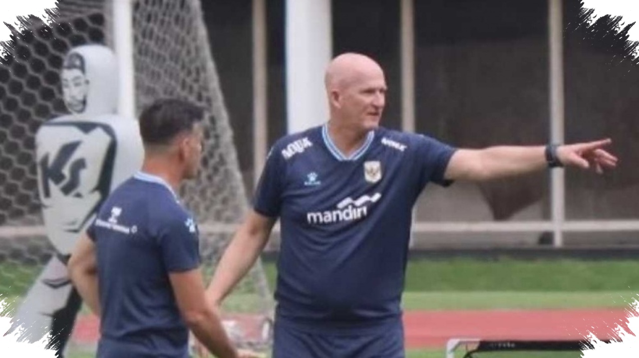 Telepon Tak Terduga Bawa Simon Grayson ke Timnas Indonesia, Chemistry Instan dengan Herdman