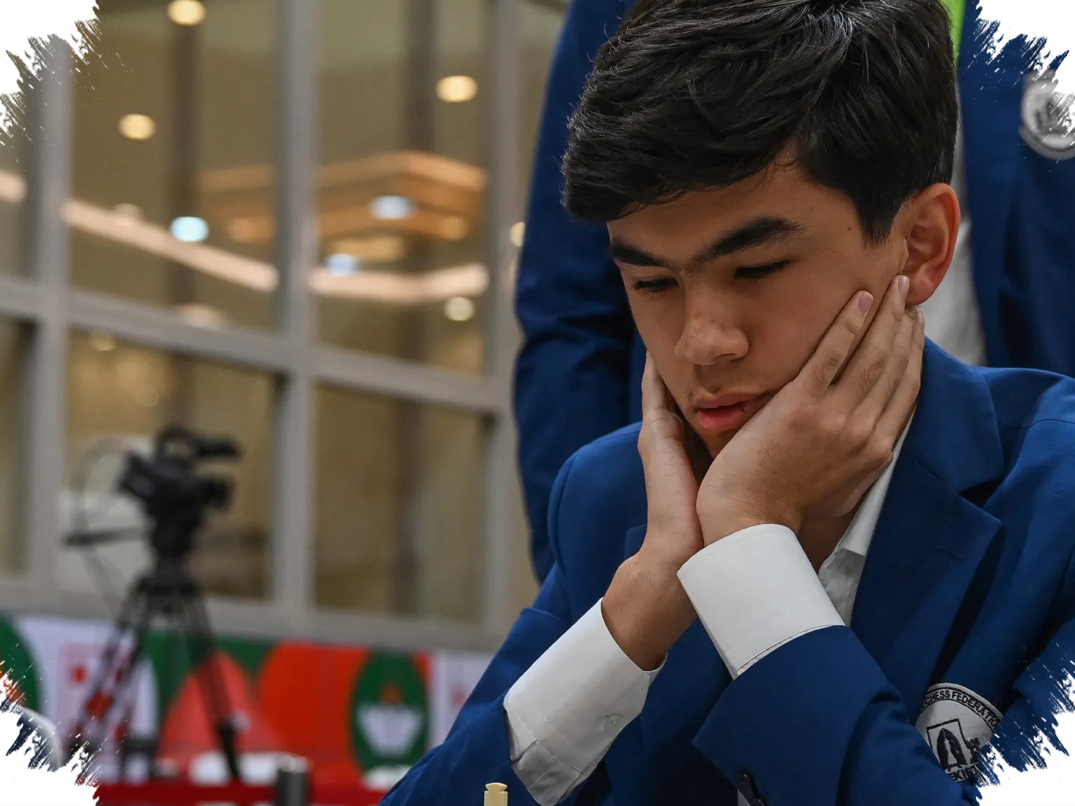 Sindarov Lolos Tak Terkalahkan, Tantang Gukesh di Panggung Catur Dunia