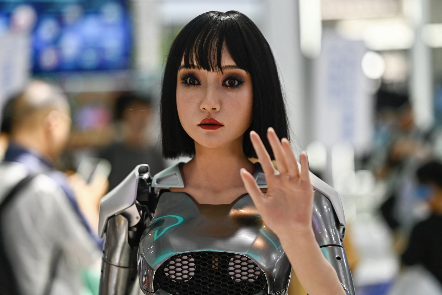 China Pacu Robot Humanoid Makin Mirip Manusia, Ambisi Besar Di Balik Perlombaan Baru Ini