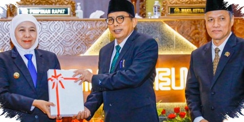 Semua Fraksi DPRD Jatim Menerima LKPJ, Khofifah Tegaskan Jalan Menuju Sejahtera