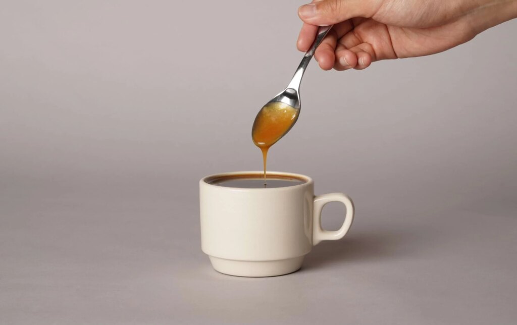 Kopi Campur Madu Bukan Sekadar Penambah Tenaga, Efeknya Juga Menyentuh Jantung dan Gula Darah