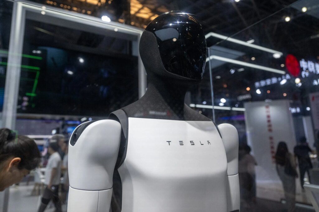 Elon Musk Siapkan Terafab Rp2.000 Kuadriliun, Upaya Nekat Amankan Chip untuk AI dan Robotika