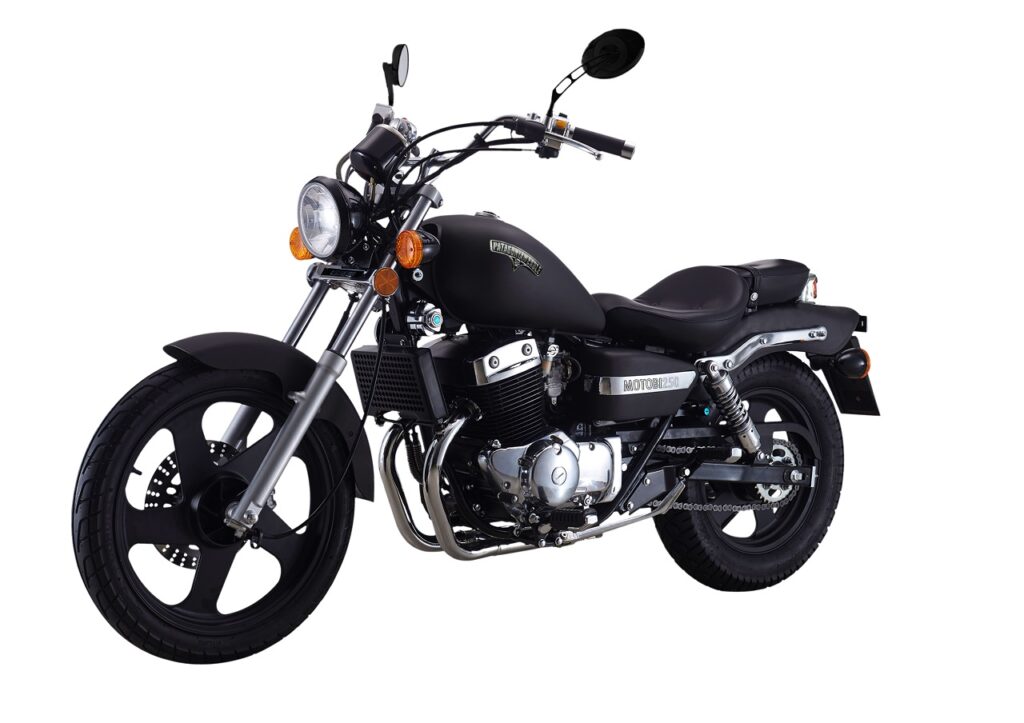 Benelli Patagonian Eagle 250, Cruiser Klasik Yang Terasa Mewah Saat Touring Jauh