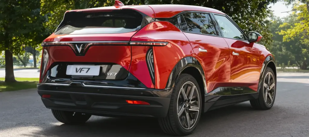 Harga VinFast Mei 2026 Mulai Terbuka, VF 7 Makin Berani Menantang SUV Listrik Jepang