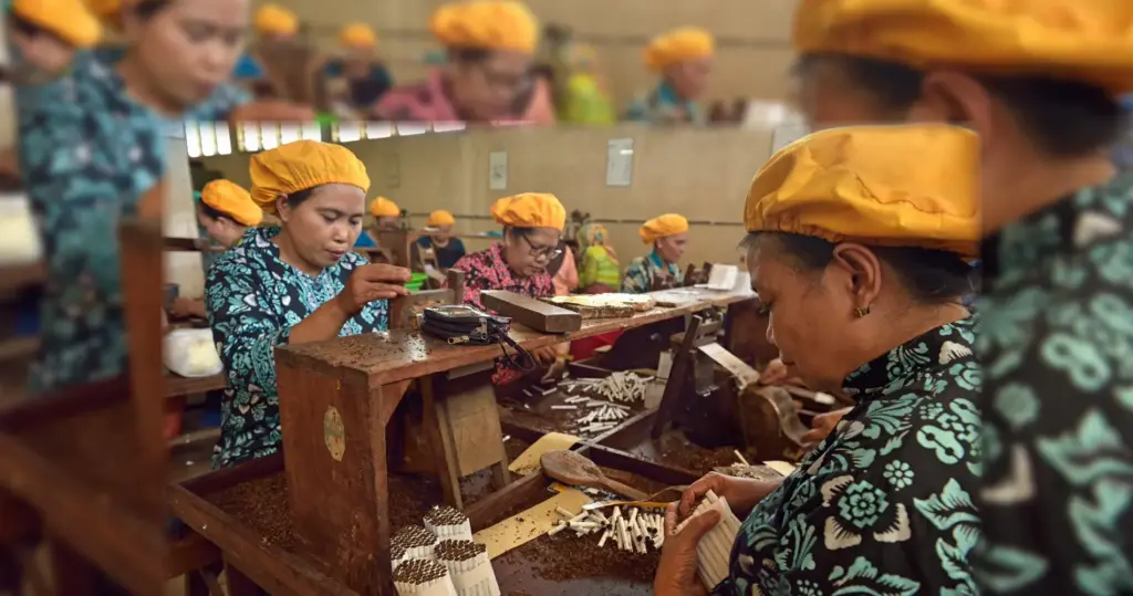 Larangan Bahan Tambahan Rokok Mengancam Kretek, GAPPRI Sebut Jutaan Pekerja Tertekan