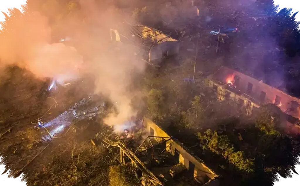 Ledakan Pabrik Kembang Api Di Hunan Tewaskan 21 Orang, Tim Penyelamat Masih Kejar Korban Di Zona Berisiko