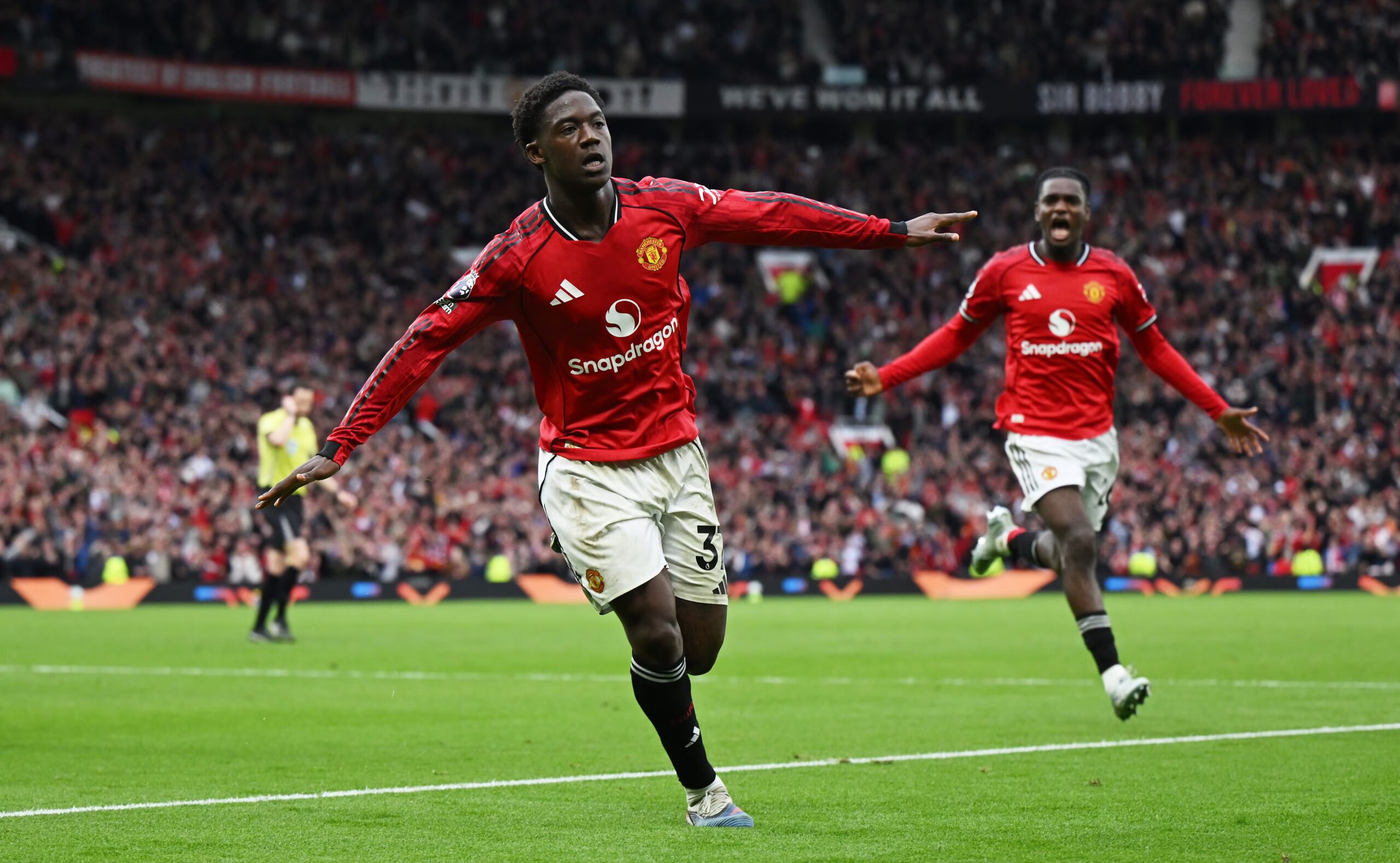MU Kunci Liga Champions Usai Taklukkan Liverpool, Dua Blunder Hampir Menghapus Pesta Old Trafford