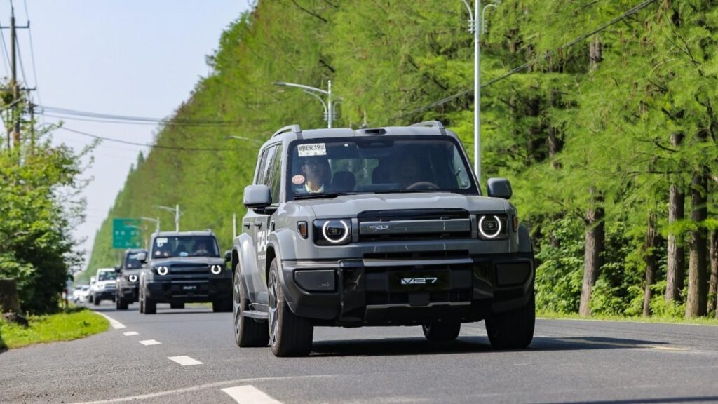 iCAR V27 Diuji di China, SUV Listrik Ini Ternyata Siap Tempur Buat Jauh dan Off-Road