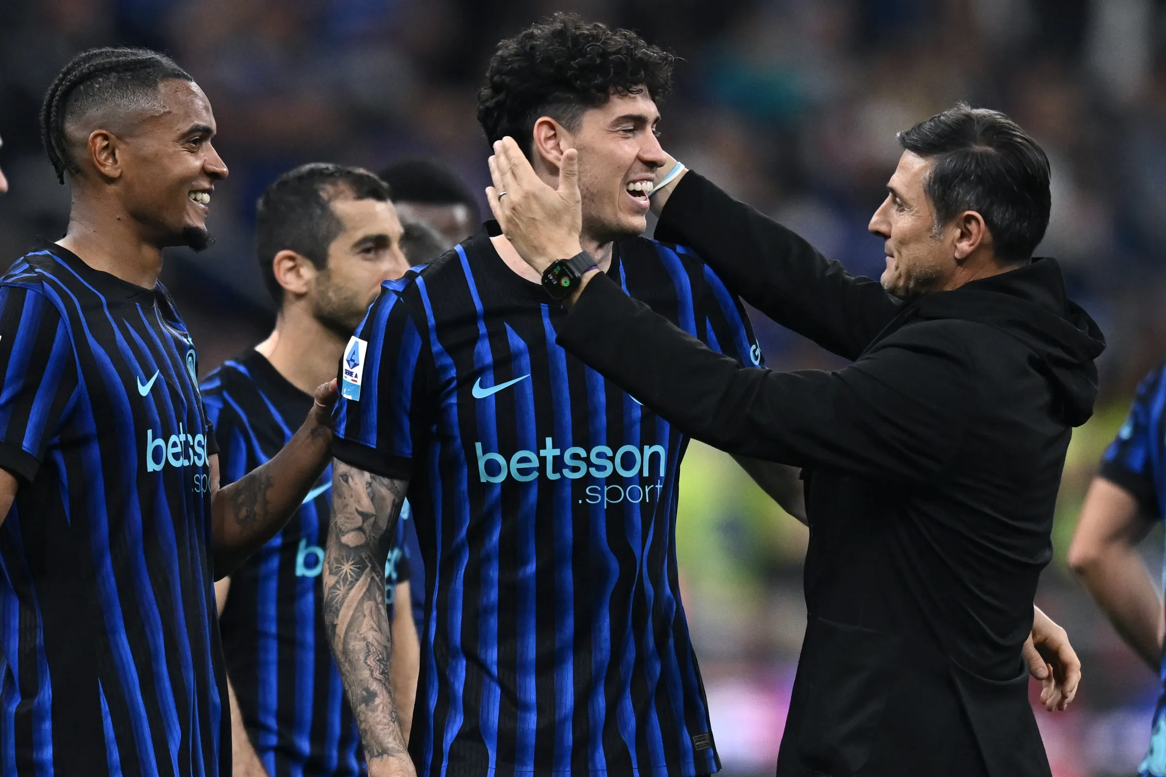 Inter Kunci Bastoni Tetap Bertahan, Barcelona Terancam Pulang Tanpa Hasil