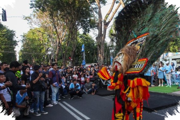 Di Surabaya, Jathilan Dan Dadak Merak Mengantar Sosialisasi Piala Dunia 2026