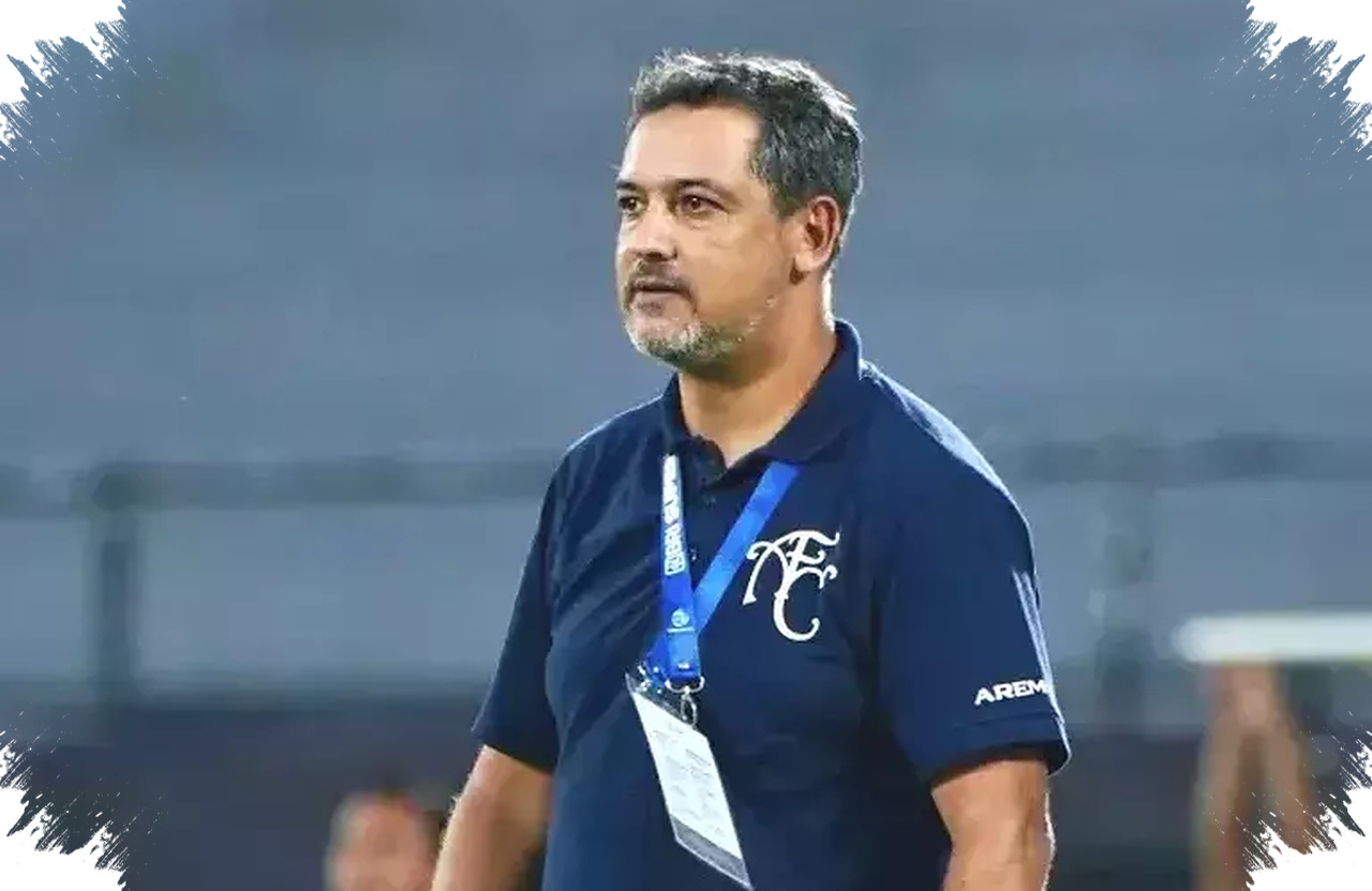 Derbi Jatim Jadi Ujian Harga Diri Arema FC, Marcos Santos Tuntut Respons Lawan Persik
