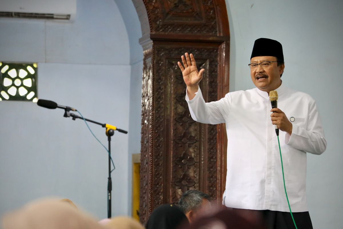 Gus Ipul Larang Petugas Ambil Siswa Pesantren, Sekolah Rakyat Hanya Untuk Anak Miskin Ekstrem