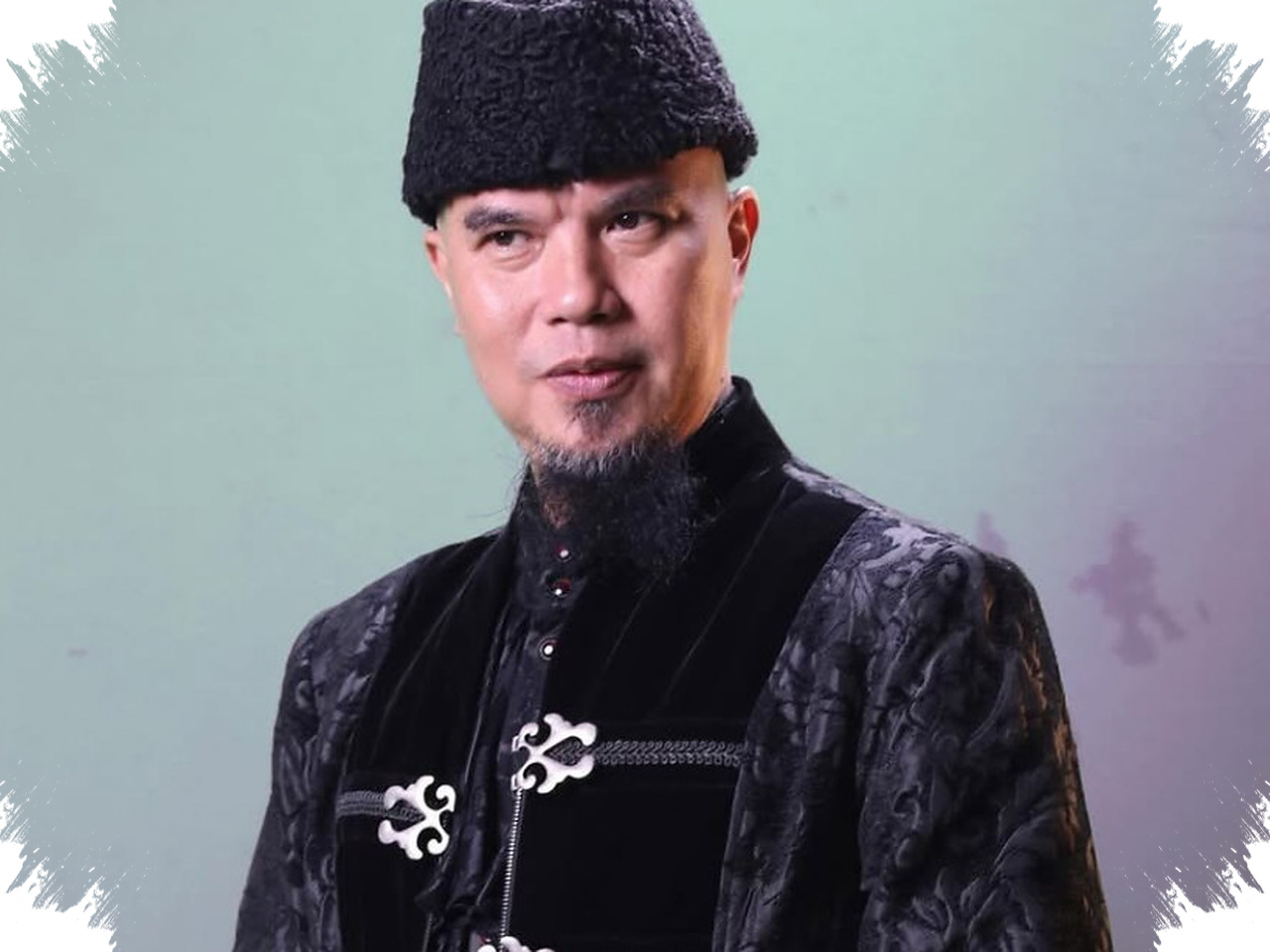 Ahmad Dhani Peluk Shafeea yang Menangis, Sindir “Akting Buruk” di Siraman El Rumi