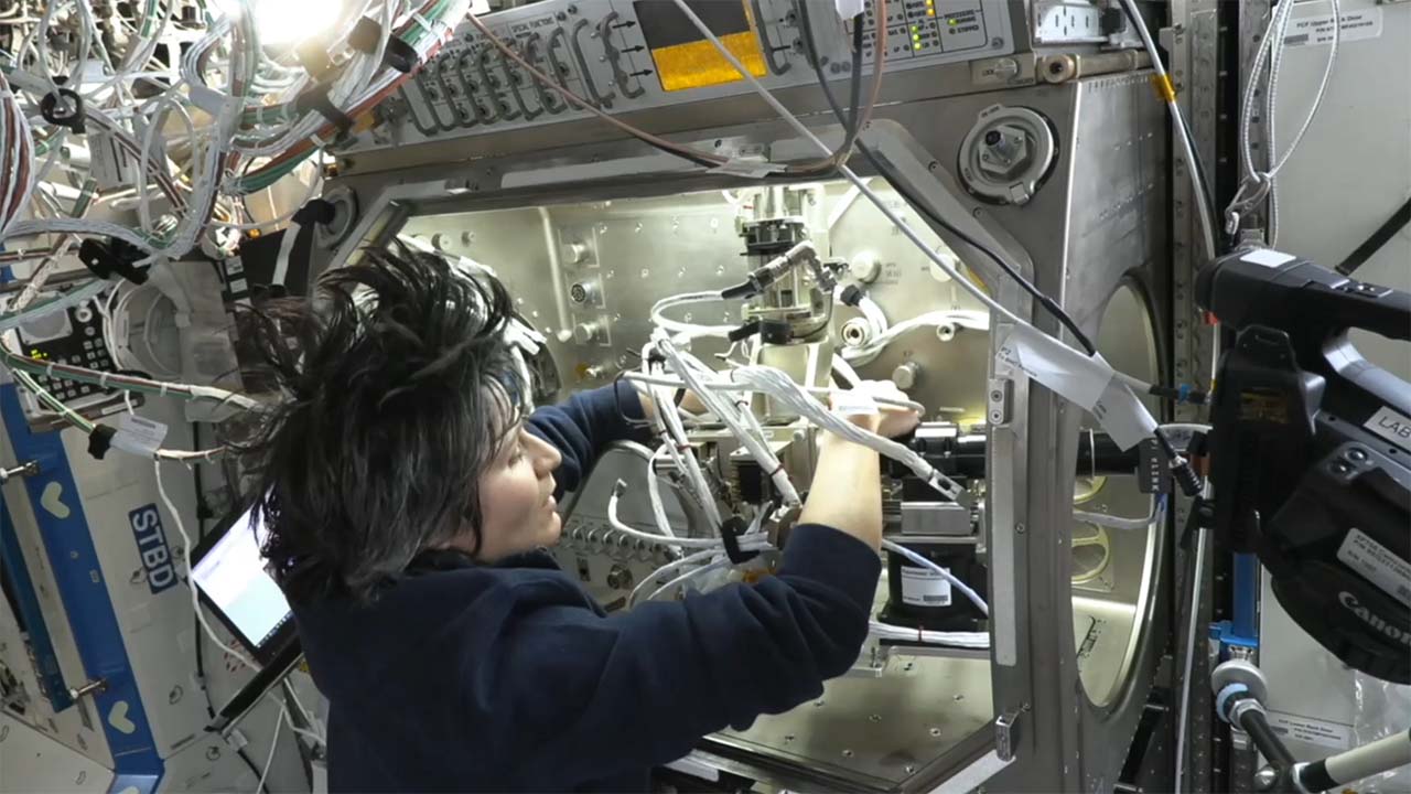 Startup Ini Ingin Meracik Obat Di Orbit, Satu Terobosan Bisa Ubah Ekonomi Antariksa
