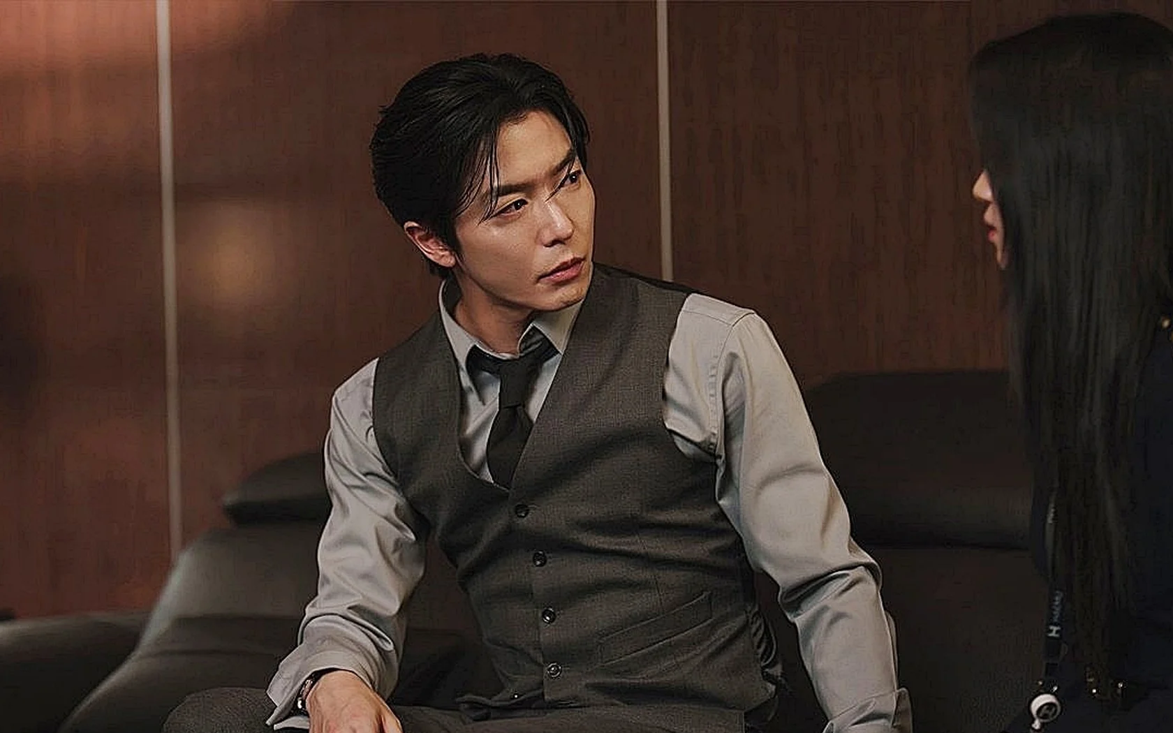 7 Luka Joo In A yang Membentuk Sikap Dingin Di Filing for Love, Dari Rumah ke Kantor