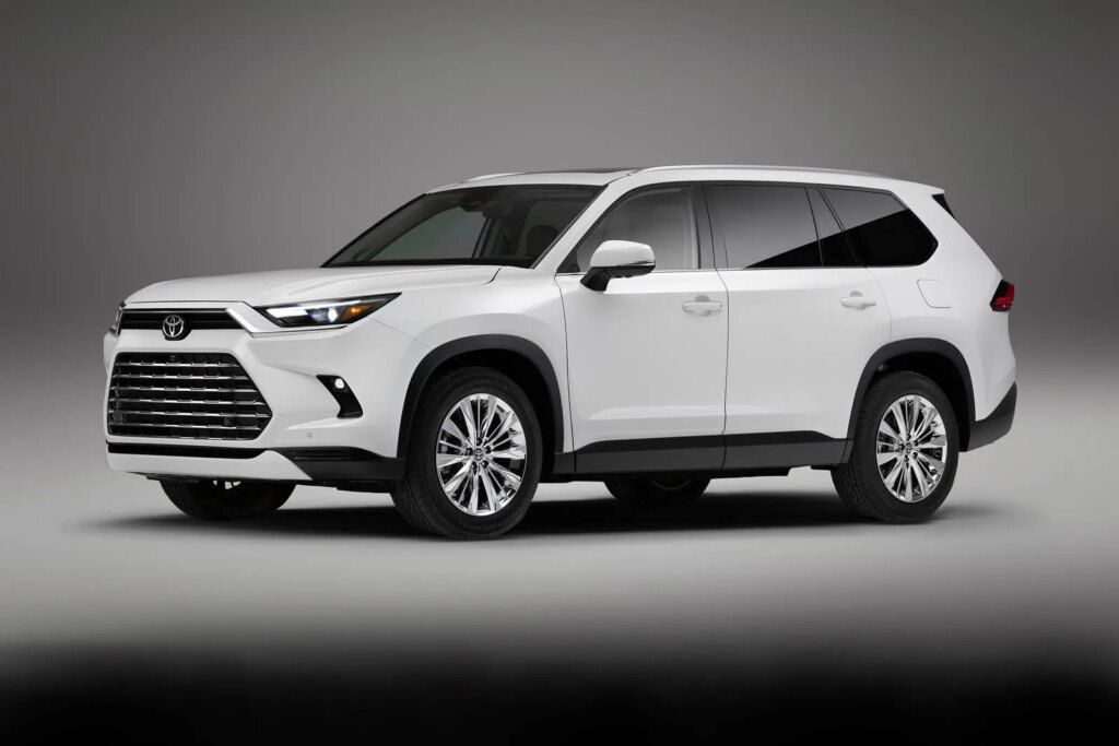 Toyota Highlander 2026 Makin Sulit Diabaikan, Hybrid Irit dan Kabin 7 Kursi Super Nyaman