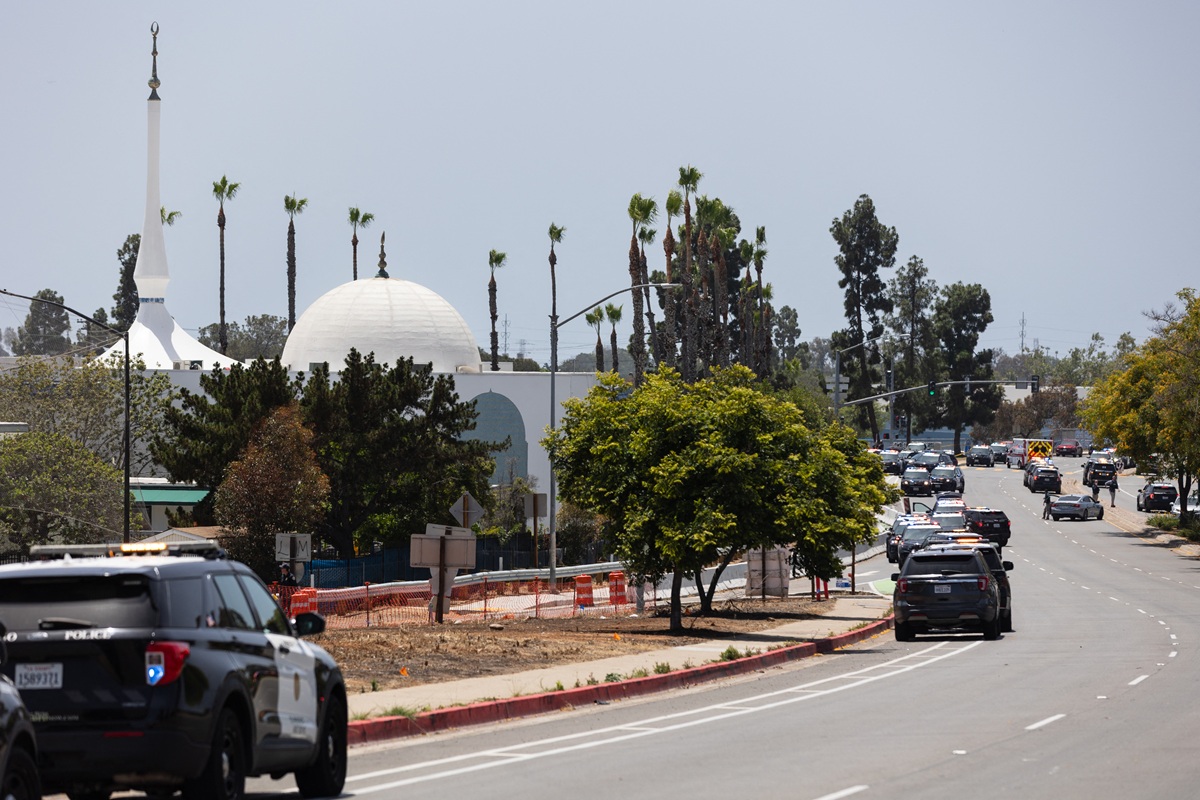 Tiga Tewas di Masjid San Diego, Penjaga Keamanan Jadi Korban Pertama