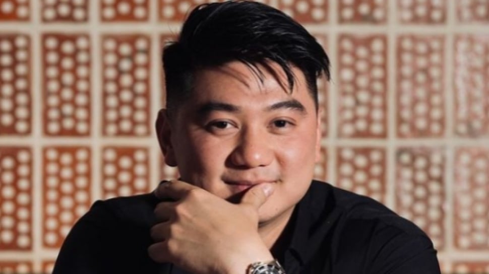 Chef Arnold Naikkan Harga Menu Karena Dolar, Langsung Disindir Pilihan Politiknya