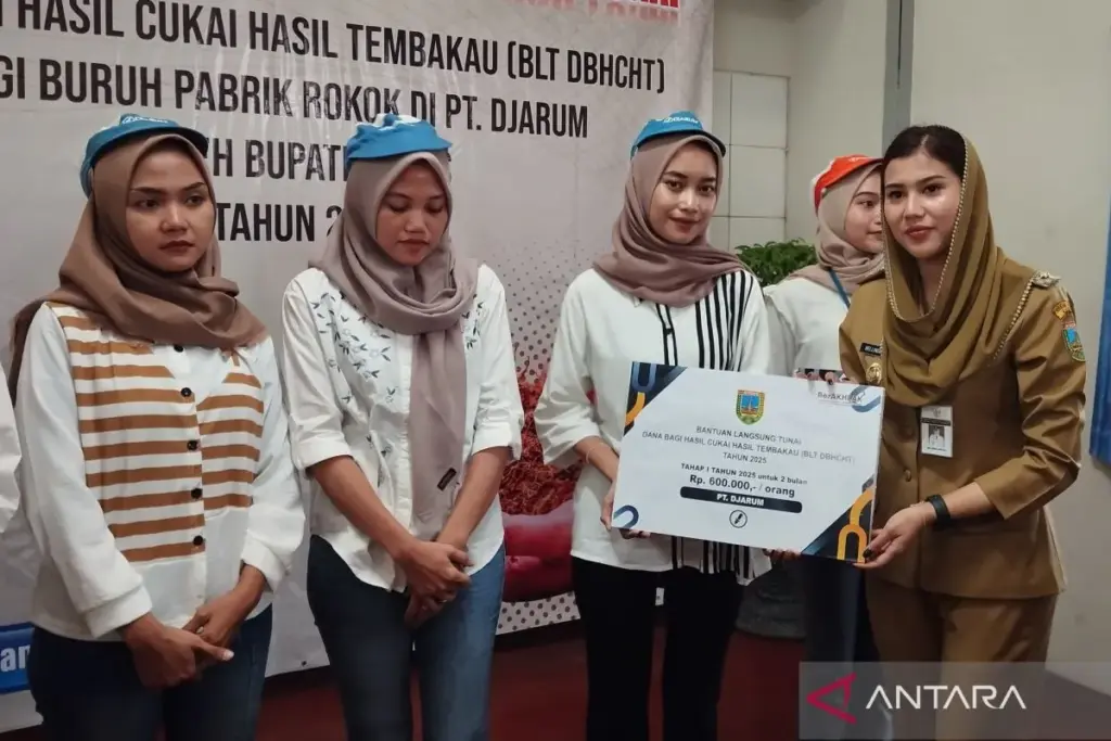 Dana Cukai Turun, Bojonegoro Tetap Cairkan BLT Rp875 Ribu untuk Buruh Rokok