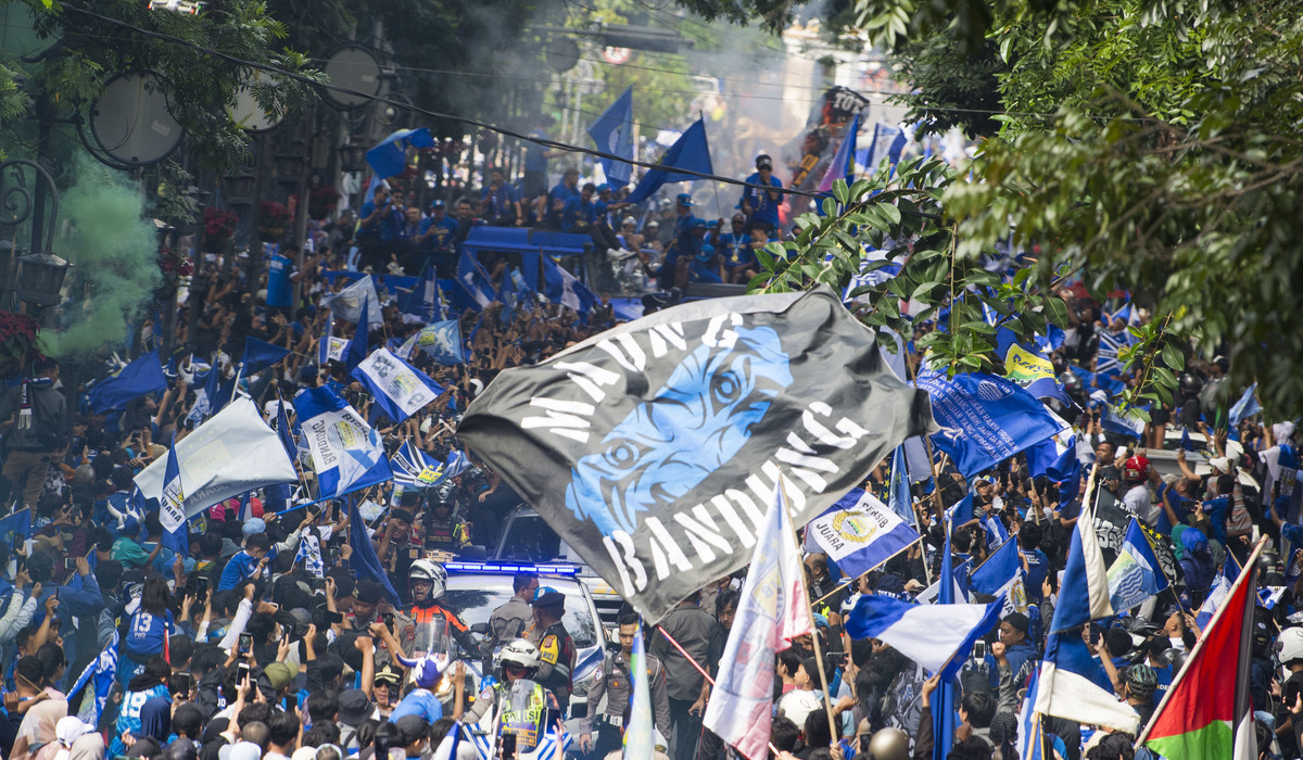 Wagub Jabar Ingatkan Bobotoh, Laga Persib Vs Persijap Bisa Jadi Penentu Nasib Juara