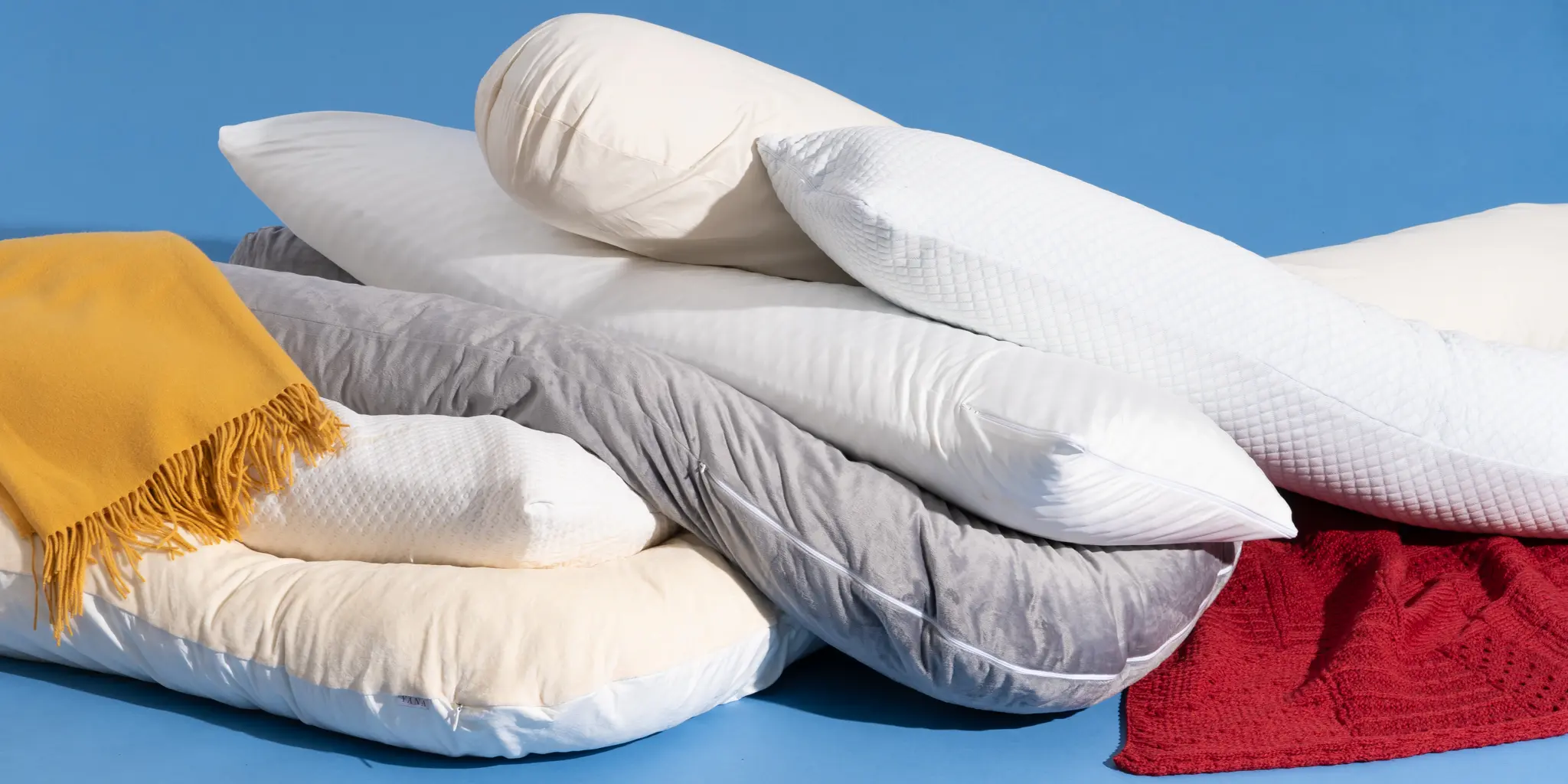 5 Jenis Bantal Ini Bisa Bikin Tidur Lebih Nyenyak, Mana Yang Paling Pas Buatmu?