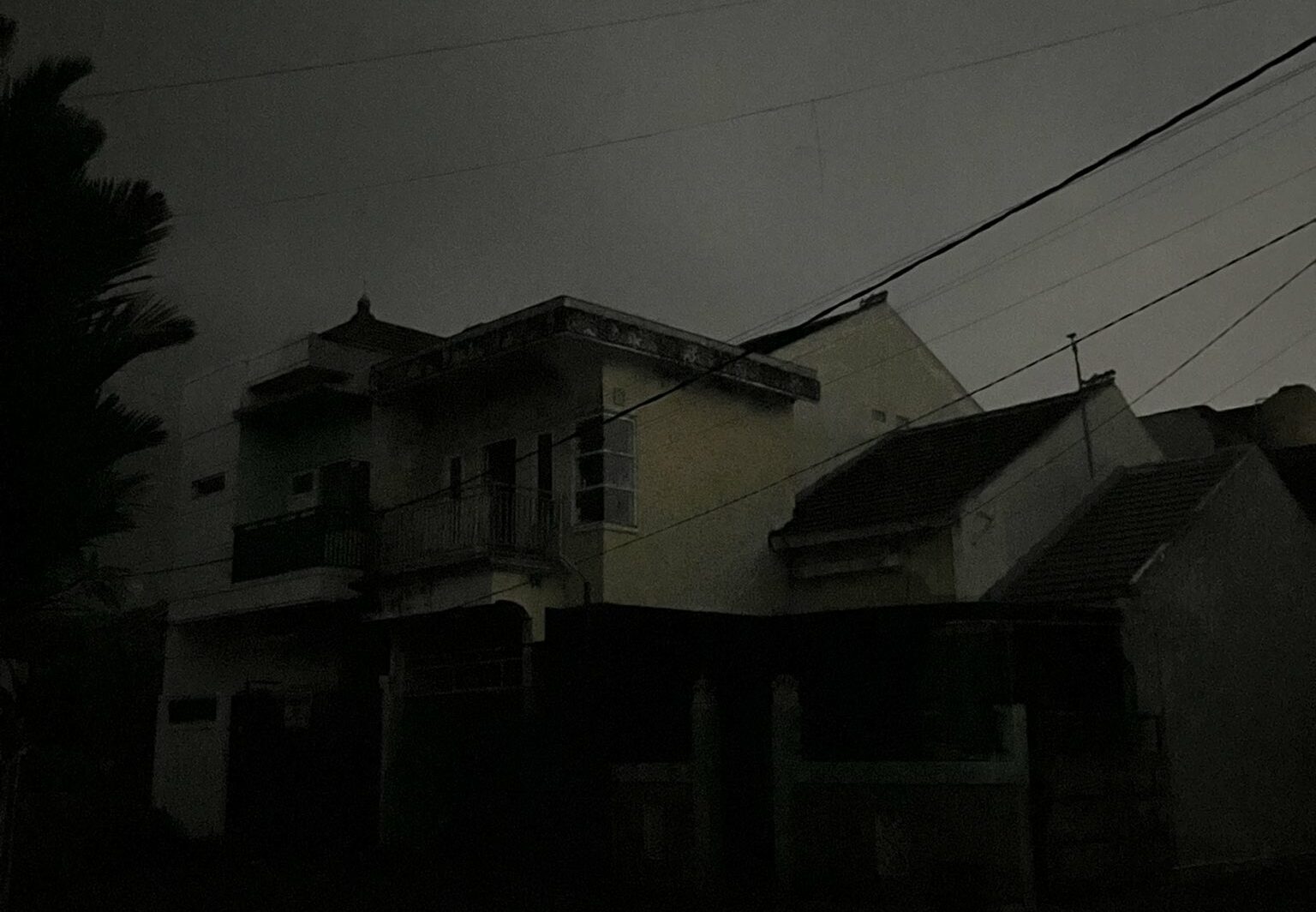 Gangguan GI Ngimbang, Listrik Gresik Hingga Bojonegoro Padam Total