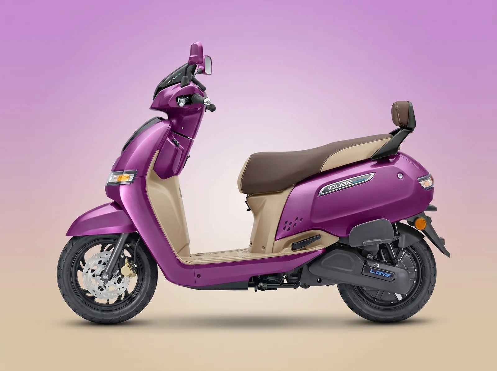 TVS iQube S 2026 Makin Lucu, Warna Ungu Baru dan Jarak 175 Km Sulit Diabaikan