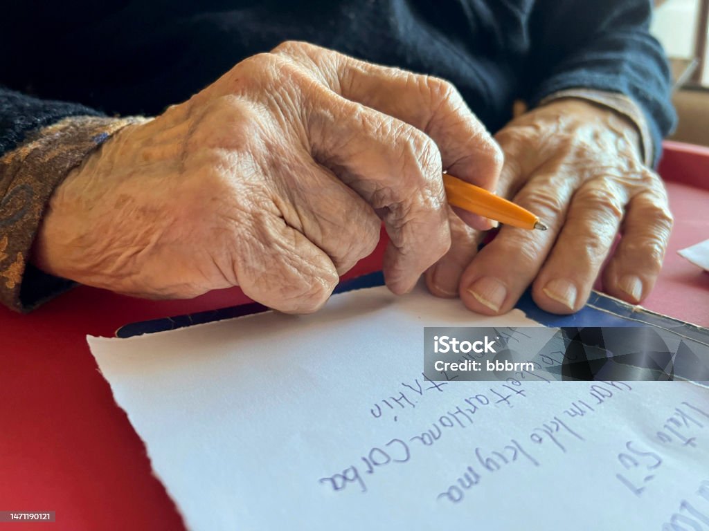 Orang Yang Masih Menulis Daftar Belanja Di Kertas Ternyata Lebih Tajam Mengingat Dan Lebih Disiplin, Ini Alasannya