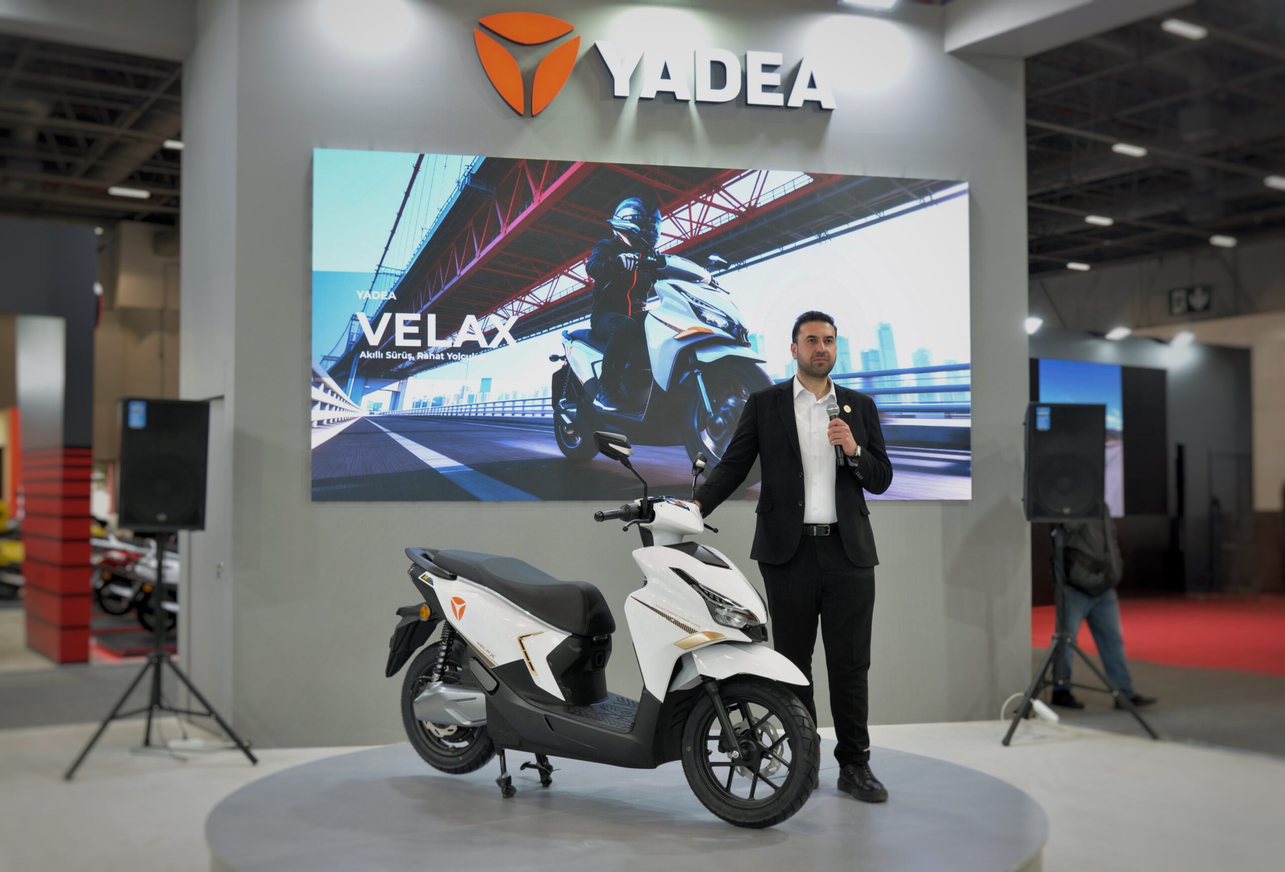 Yadea GS70 Tampil Futuristik, Tenaga 2.800 Watt dan Torsi 105 Nm untuk Kota