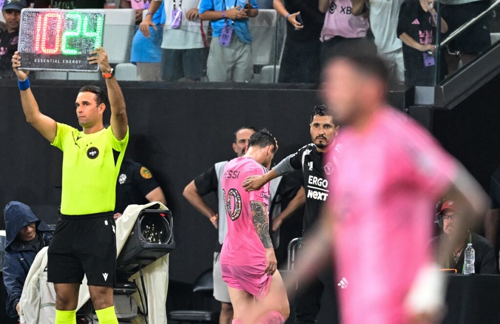 Messi Minta Diganti Karena Kaki, Argentina Mulai Waspada Jelang Piala Dunia
