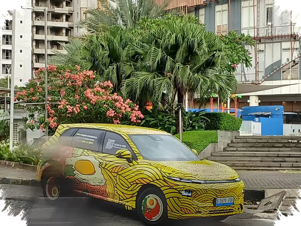 Leapmotor B10 Tertangkap Uji Jalan di Jakarta, Kamuflase Mie Ayamnya Menyita Perhatian