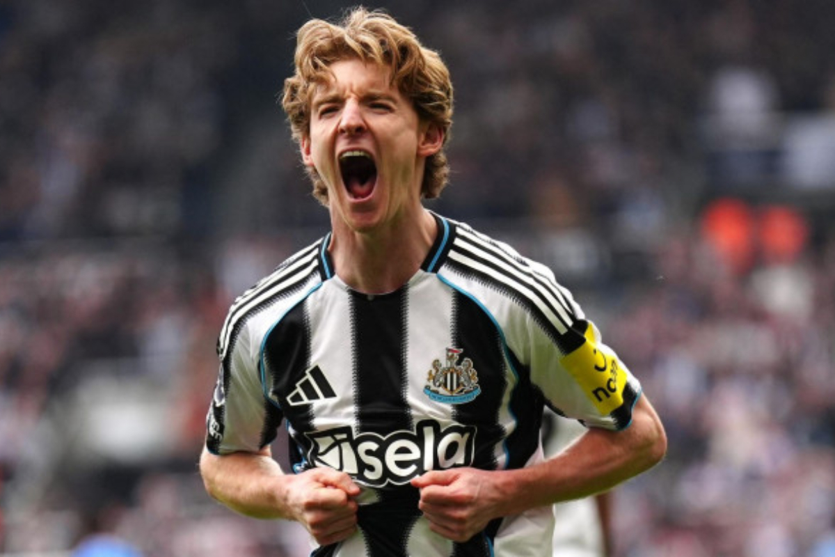 Barcelona Tancap Gas Kejar Anthony Gordon, Newcastle Kini Pegang Kunci Transfer