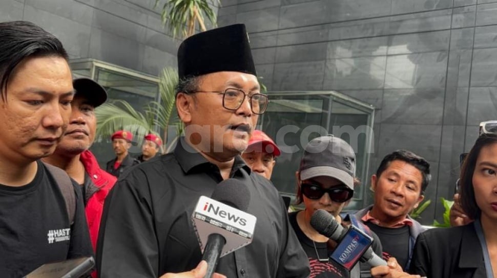 Guntur Romli Sorot Kurban Pakai APBN, Ingatkan Teladan Nabi Muhammad SAW Berkurban Dengan Harta Pribadi