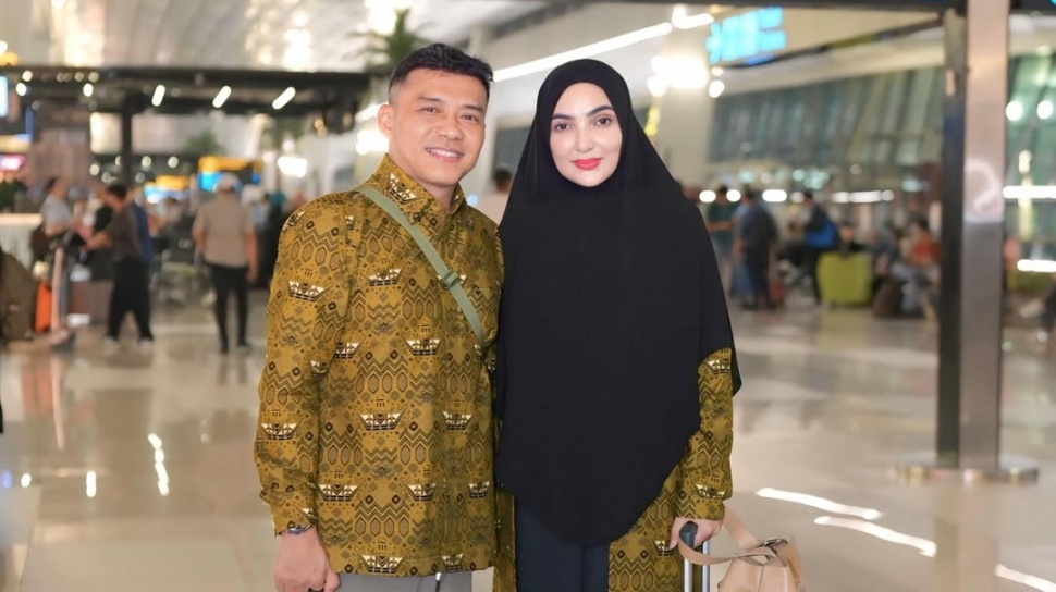 Anang Hermansyah Dan Ashanty Berhaji Dengan Paket Mewah, Segini Biaya Travelnya