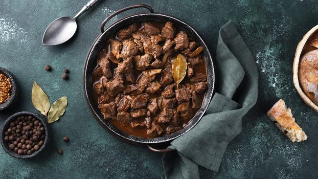 6 Kelompok yang Sebaiknya Batasi Daging Kurban, Risiko Serius Bisa Mengintai