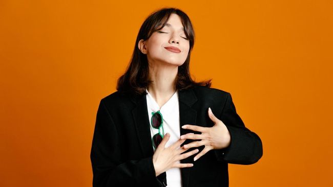 5 Kebiasaan Orang dengan EQ Tinggi yang Hampir Tak Terlihat, Tapi Sangat Mencolok