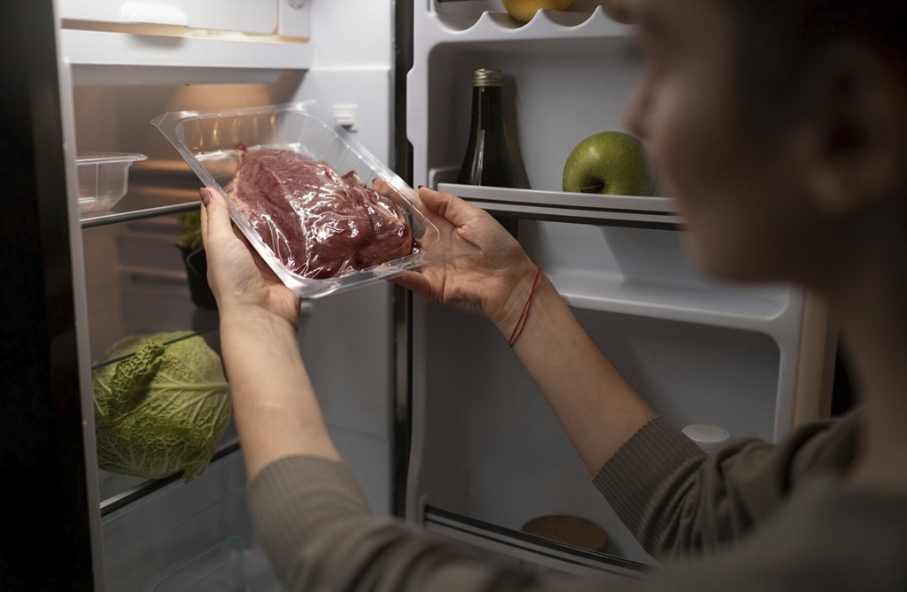 Jangan Langsung Masuk Freezer, Daging Kurban Perlu Chill Dulu Agar Tetap Empuk